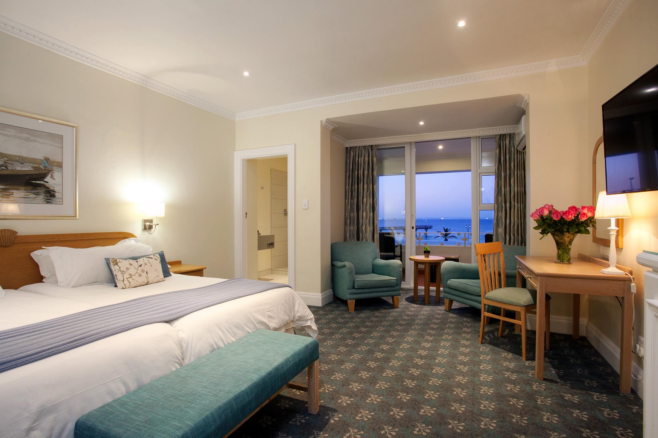 The Beach Hotel Порт-Элизабет Экстерьер фото