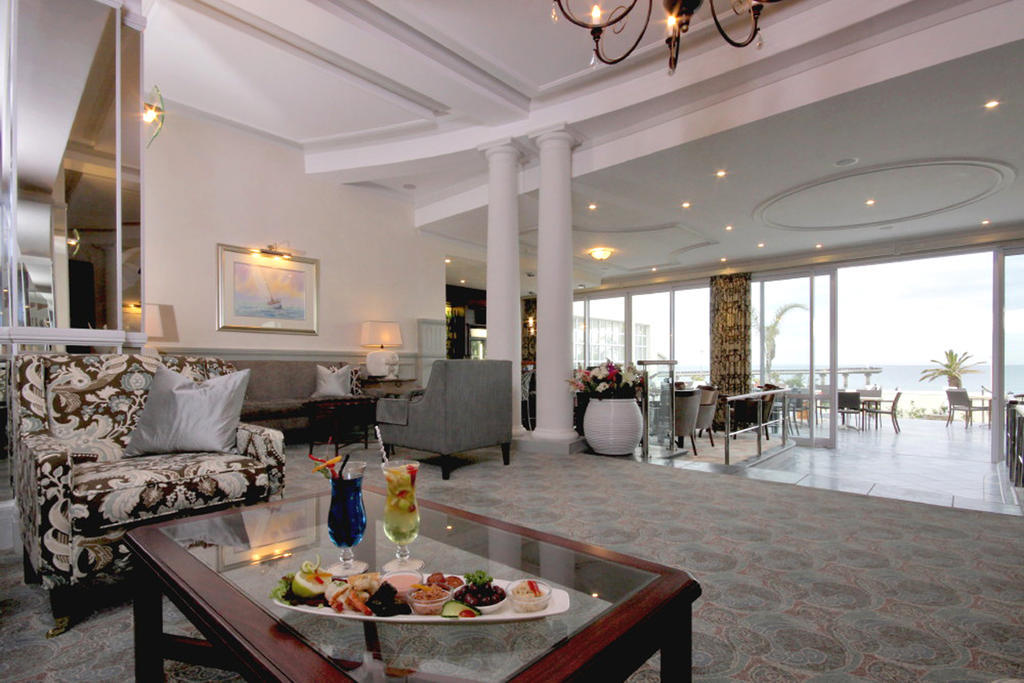 The Beach Hotel Порт-Элизабет Экстерьер фото