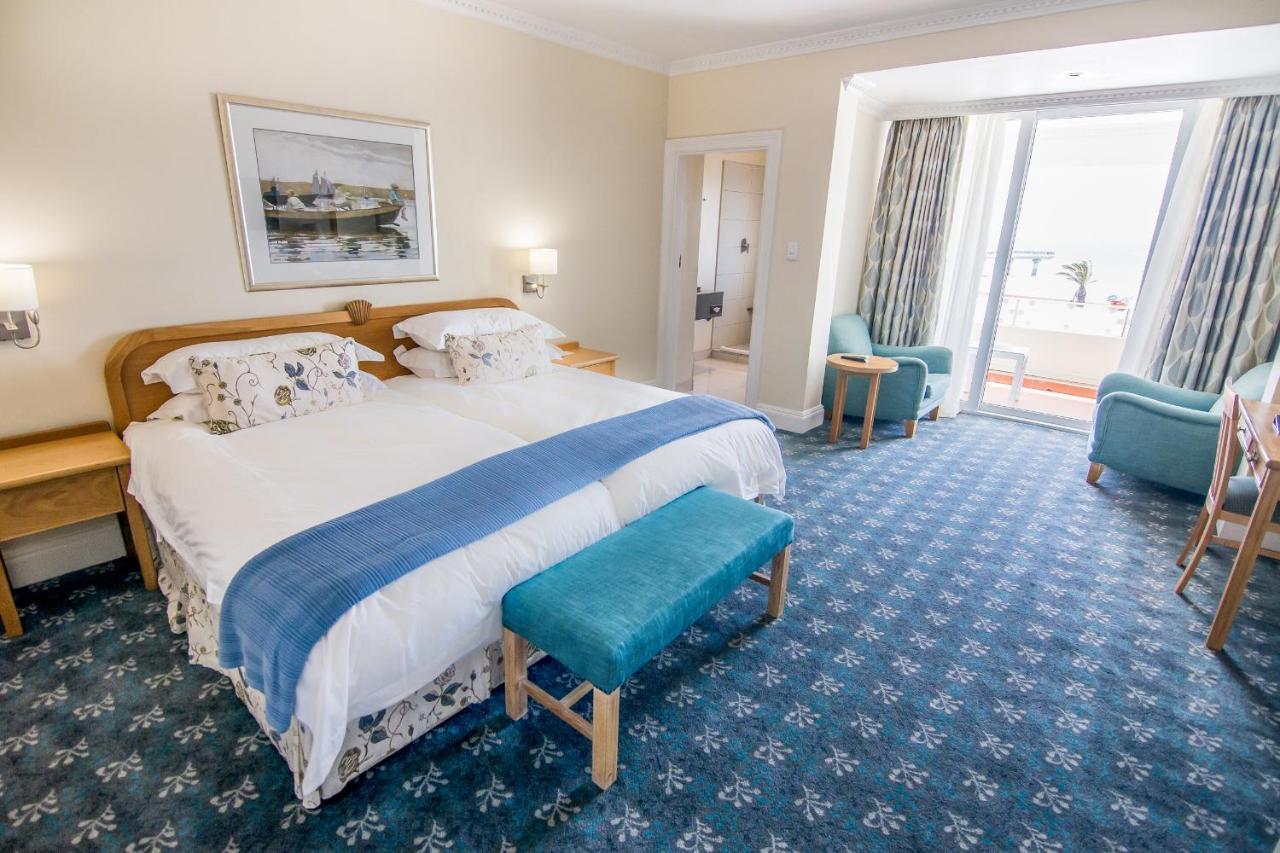The Beach Hotel Порт-Элизабет Экстерьер фото