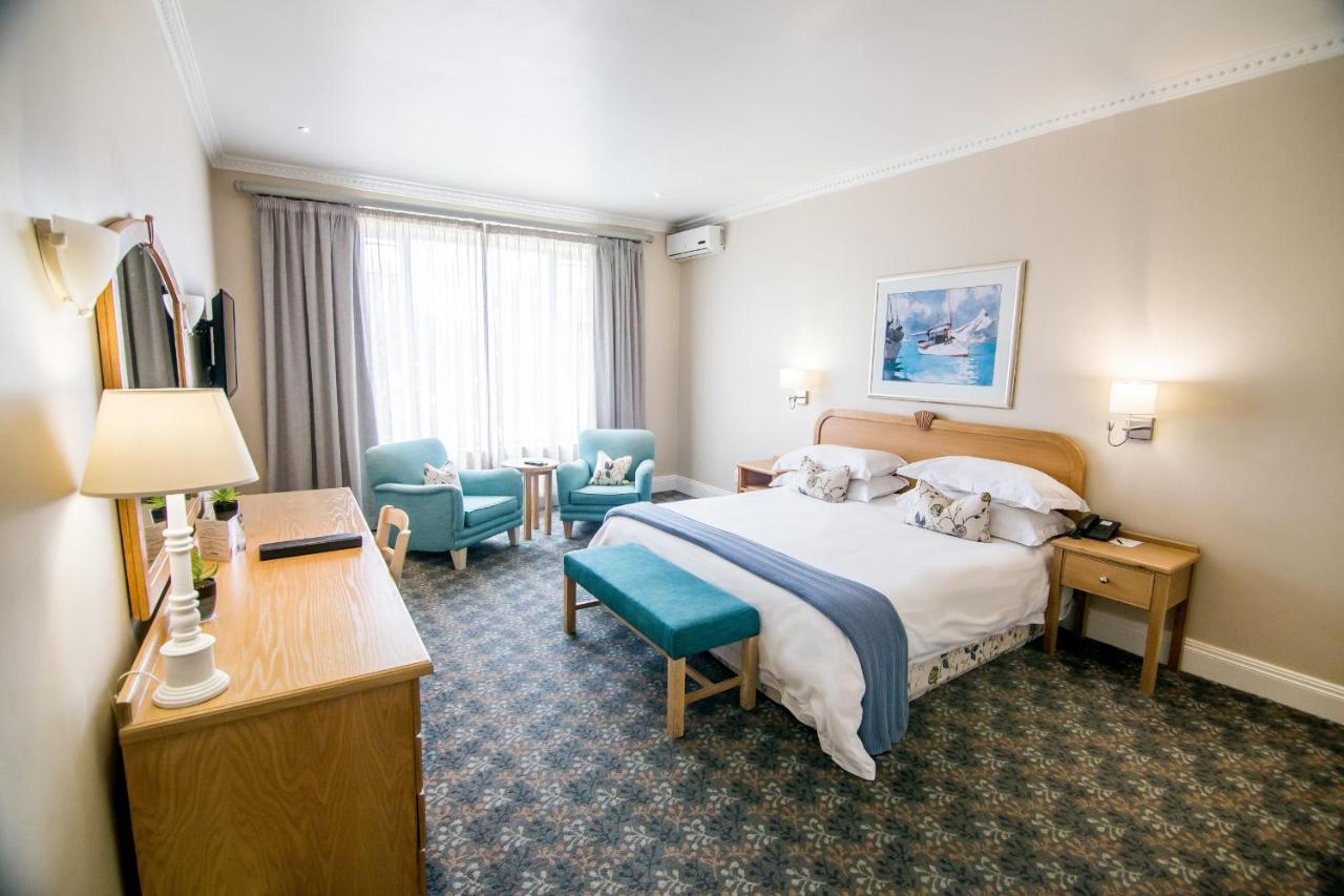 The Beach Hotel Порт-Элизабет Экстерьер фото